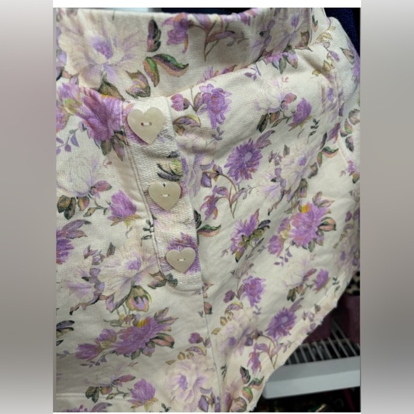 LoveShackFancy Shorts (L) - Picture 4 of 7